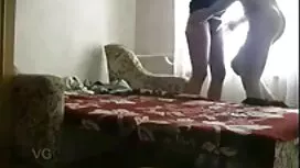 يصرخ مع العاطفة افلا ...