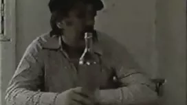 الفتاة والانتظار لمم ...