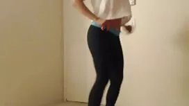 ربة منزل على سكس اجن ...